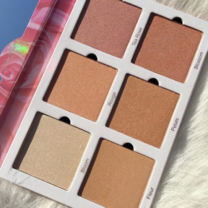 Violet Voss Rose Gold Highlighter Palette - Image 3
