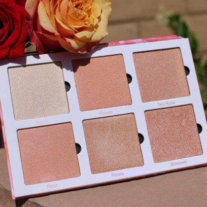 Violet Voss Rose Gold Highlighter Palette - Image 4