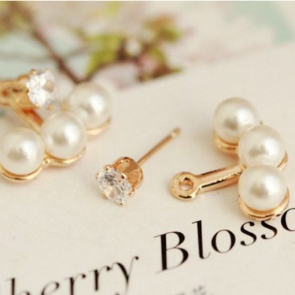 3 Pearls Webbed In A Golden Patch Earrings - Image 2