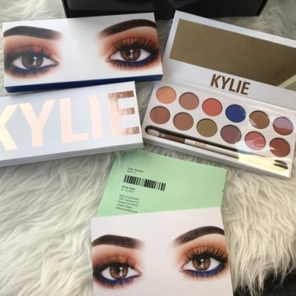 Kylie Royal Eye Palette - Image 3