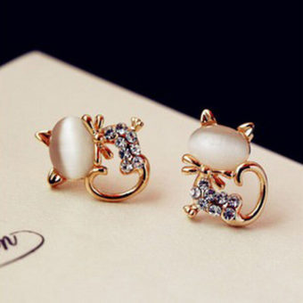 Fresh Opal Rhinestone Cat Earrings