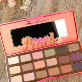 Sweet Peach Eye Shadow Palette