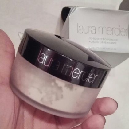 Laura Mercier Waterproof Brighten Powder