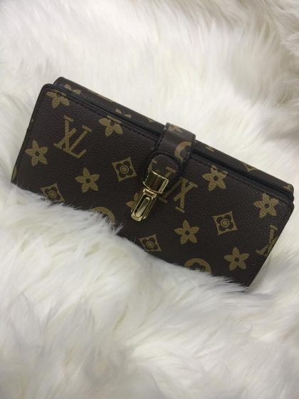 Elegant Clutches Designs For Women - Image 12