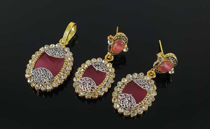 Beautiful Earrings in various colors