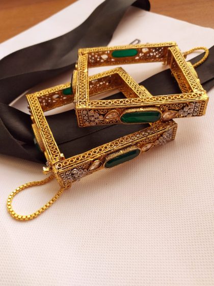 Earring Set in 2 sizes - Image 7
