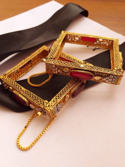 Earring Set in 2 sizes - Image 9