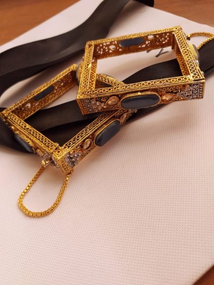 Earring Set in 2 sizes - Image 10