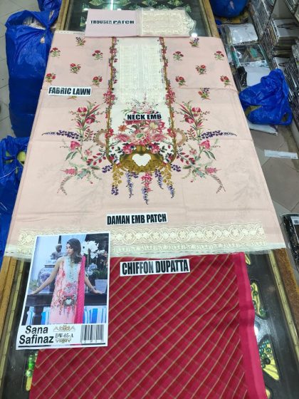 Sana Safinaz Summer Collection 2019 - Image 4