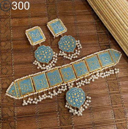 Bahawalpuri Made Meenakari Choker Set - Image 5