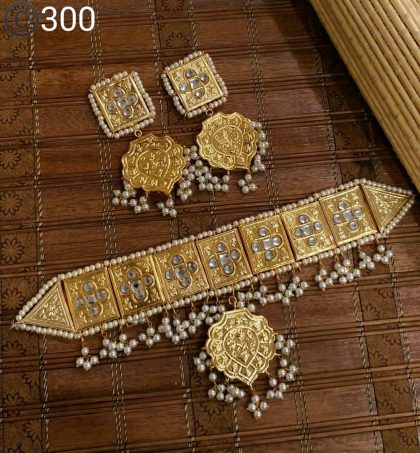 Bahawalpuri Made Meenakari Choker Set - Image 10
