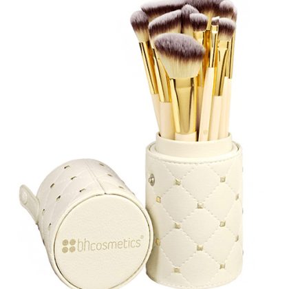 BH Cosmetics white Dot Brush set