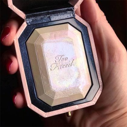Too Faced Diamond Fire Highlighter - Image 2