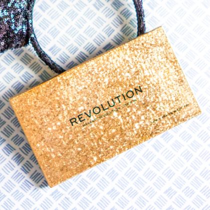 Revolution Deluxe Eyeshadow Palette - Image 2