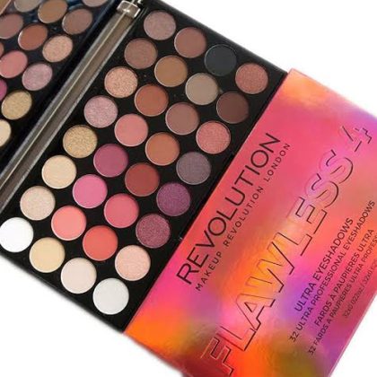Revolution Flawless 4 Ultra Eyeshadow Palette - Image 2